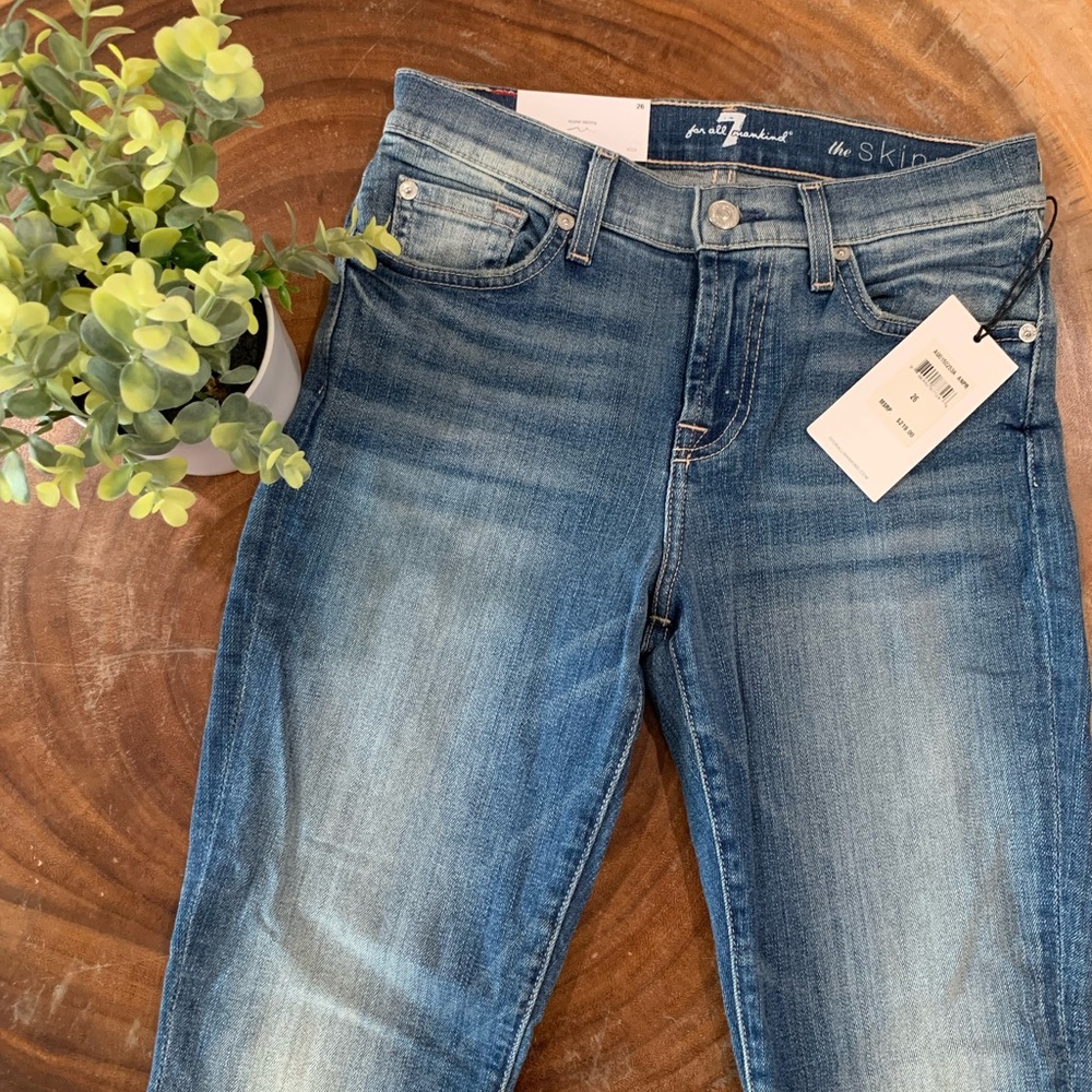 NWT Super Skinny 7 for All Mankind Jeans Size 26